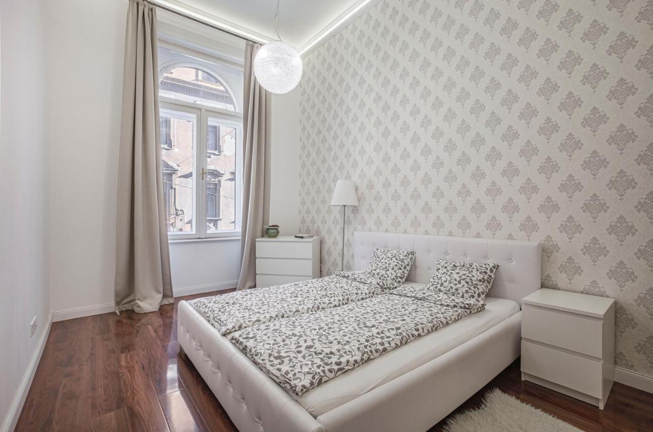 Appartement Luxury Art Deco Flat / Big Balcony à Budapest Extérieur photo