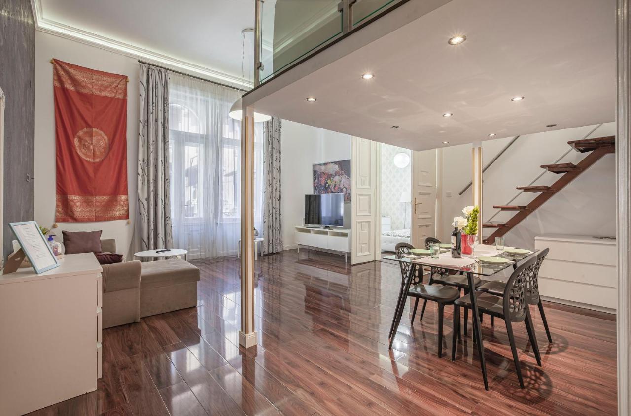 Appartement Luxury Art Deco Flat / Big Balcony à Budapest Extérieur photo